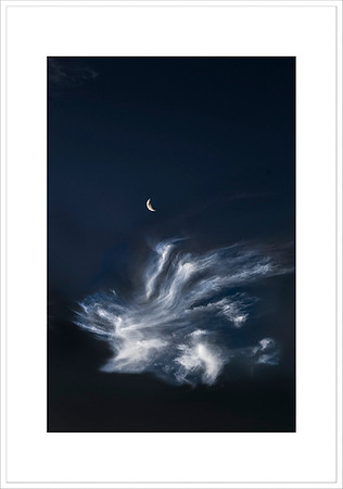 CRESCENT MOON WITH AA CLOUD IN A HURRY