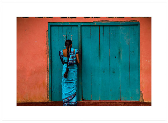 BLUE SARI, SRI LANKA