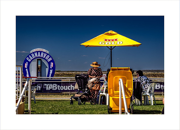 CARNARVON RACEDAY