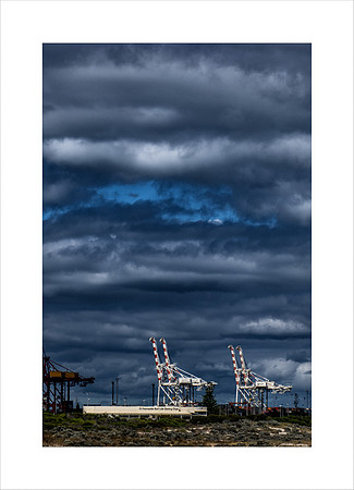 CRANECLOUDS AT FREMANTLE