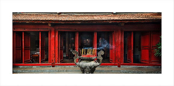 NGOC SONG TEMPLE HANOI
